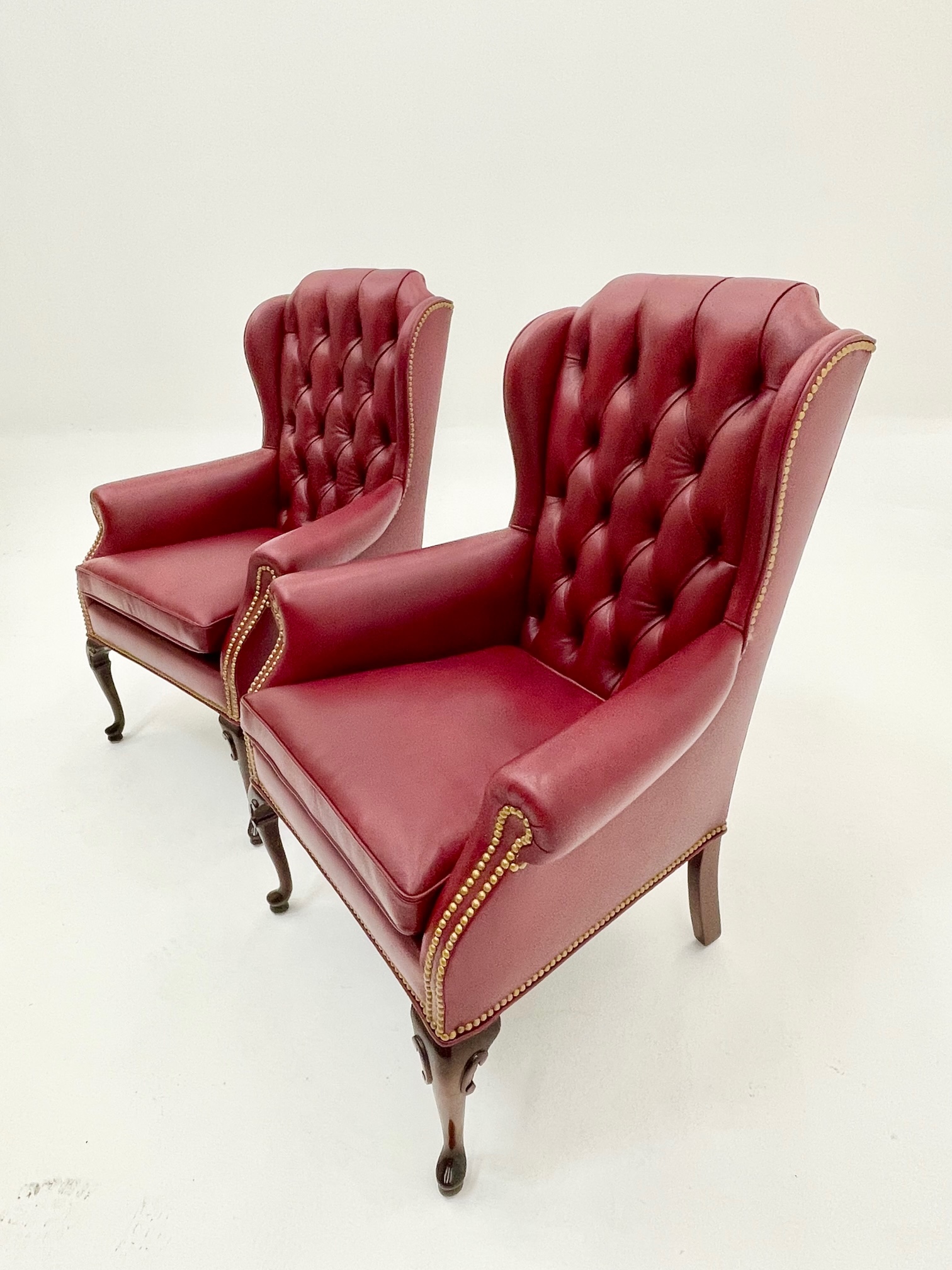 Leather vs. Fabric Upholstery: Which Is Right for Your Home?